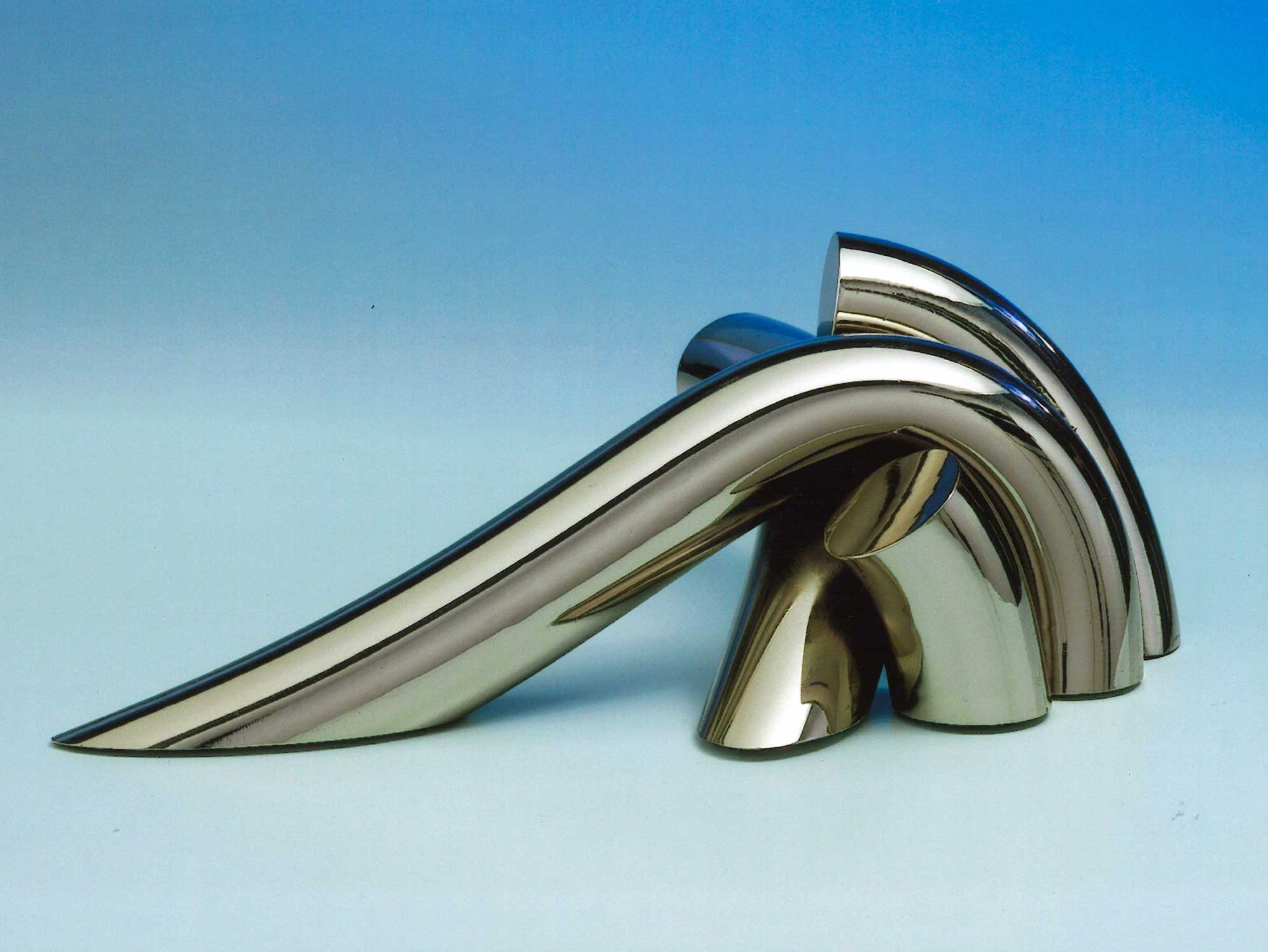 PENSIERO 1998 1998, ottone cromato tondo D 50, cm. 17x29x45